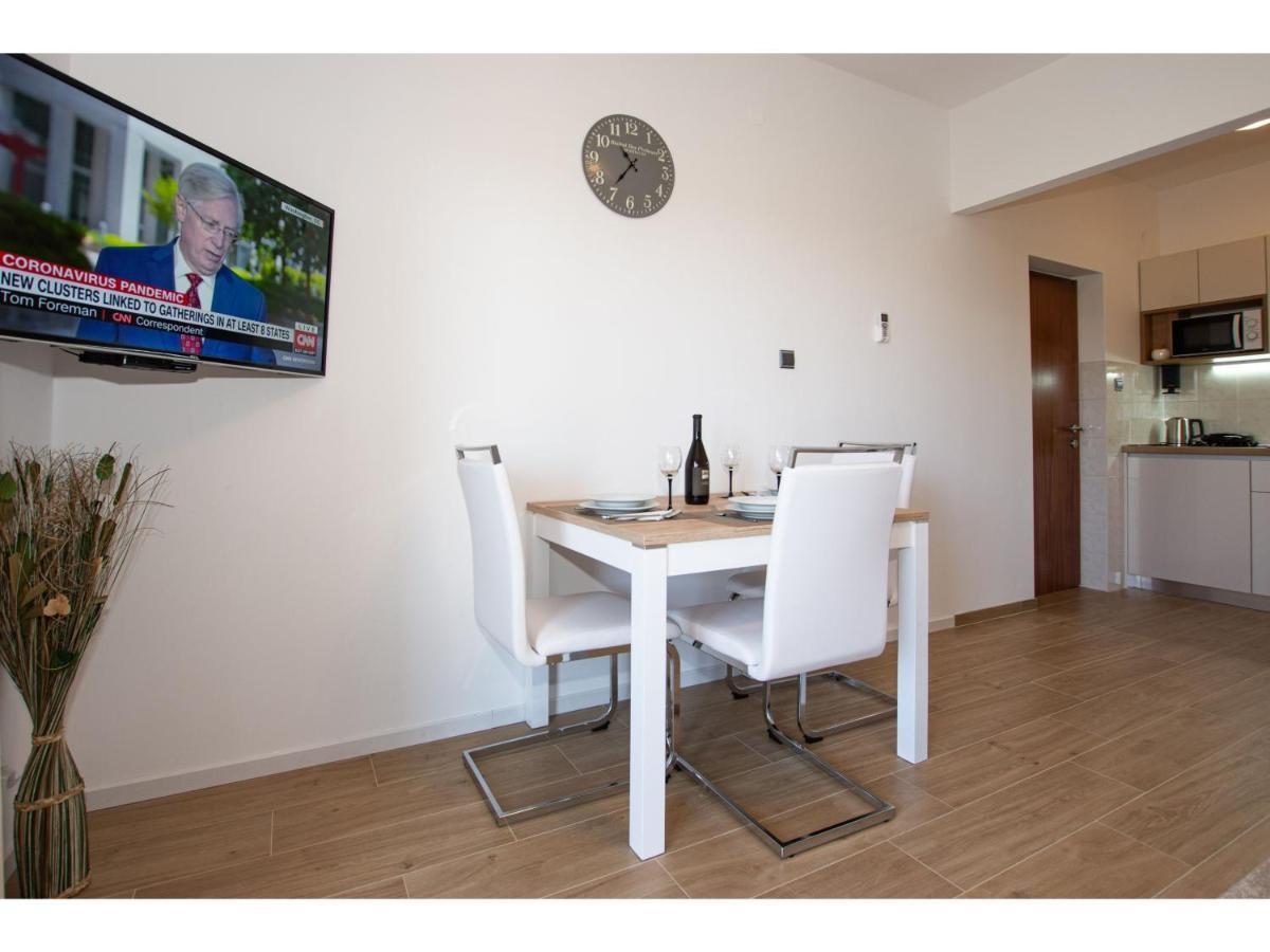 White Diamond Appartement Vrsi Buitenkant foto